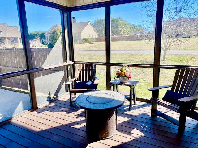 view of sunroom / solarium