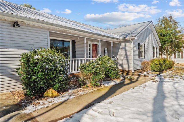 view of front of house with a porch