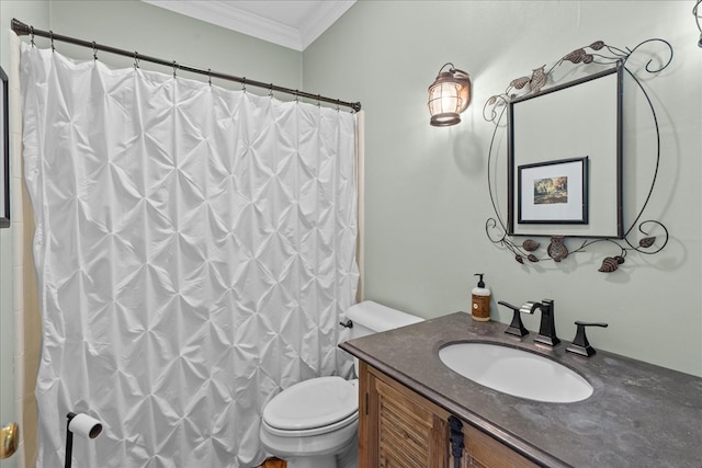 full bath with a shower with curtain, vanity, toilet, and crown molding