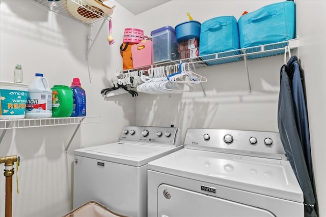 217 Valley Rd, Chatsworth, GA 30705 - laundry area featuring washing machine and dryer