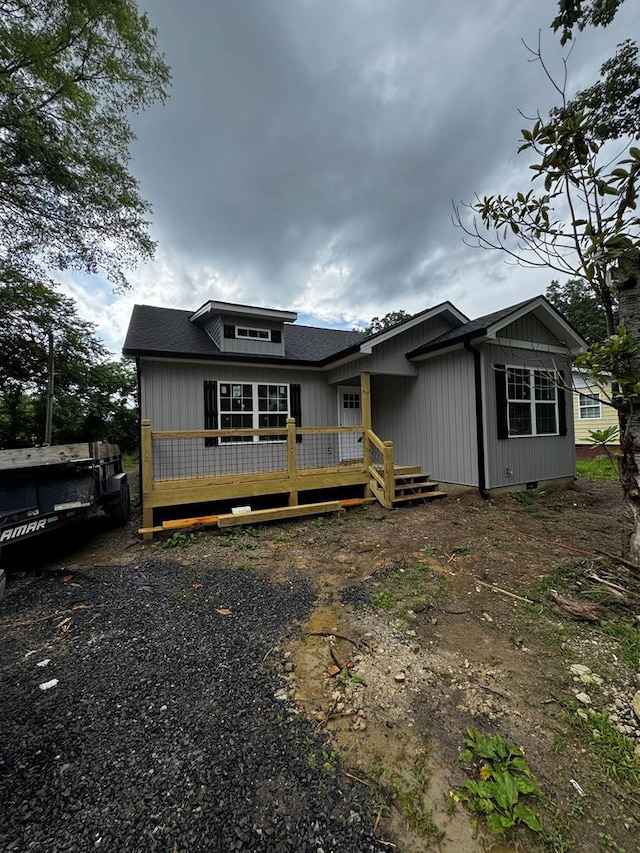284 Biscayne Blvd, Rossville, GA 30741 - view of front of property with a wooden deck and a shingled roof