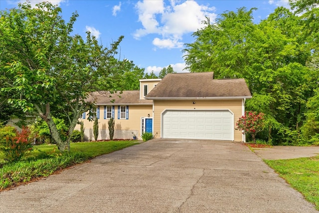 493 Lennox Way, Rocky Face, GA 30740 - view of front of home featuring an attached garage and aphalt driveway