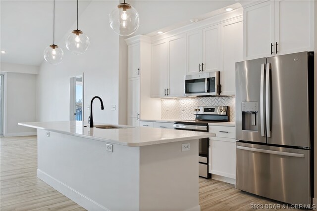 66 Knox Rd Unit 402, Rocky Mount, MO 65072