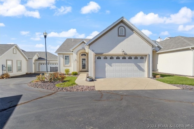 view of front of house featuring a garage