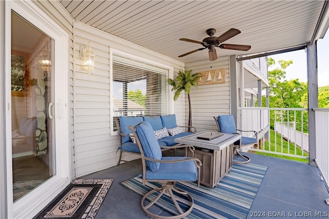 33 Crow Ct Unit 1D, Lake Ozark, MO 65049 - sunroom featuring ceiling fan