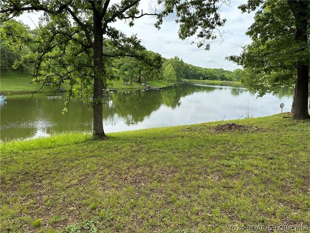 Listing photo 2 for 26405 Wiedenmann Pl, Edwards MO 65326