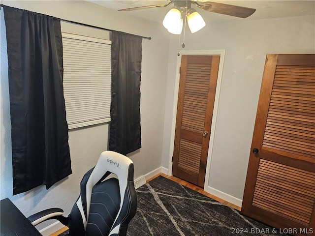 office area featuring ceiling fan