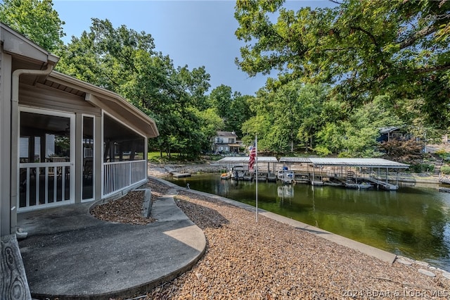 view of yard with a water view