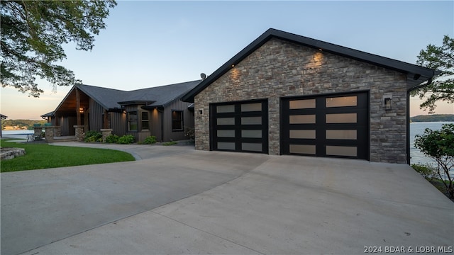 view of front of home featuring a garage