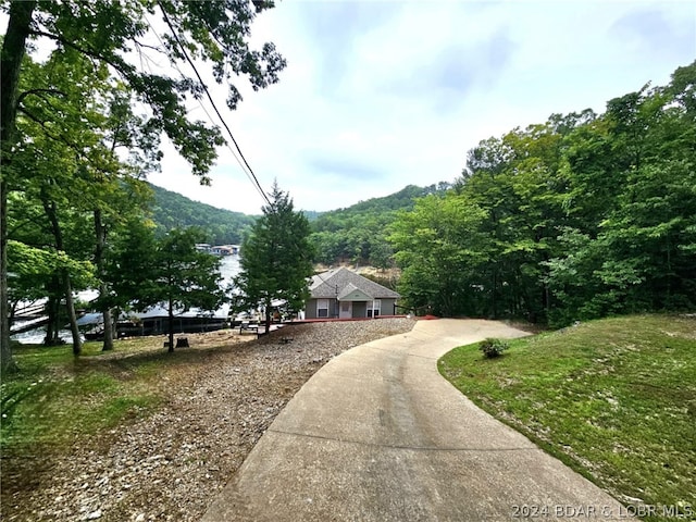 view of property's community with a mountain view