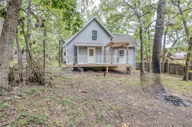 view of front of home featuring covered porch