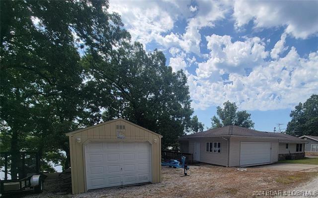 view of detached garage