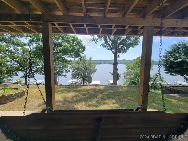 view of yard with a water view