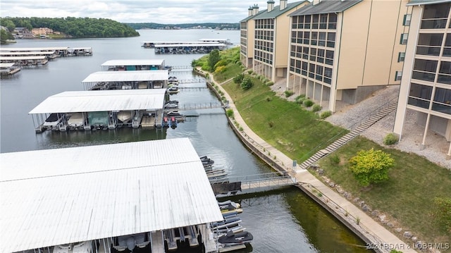 bird's eye view featuring a water view