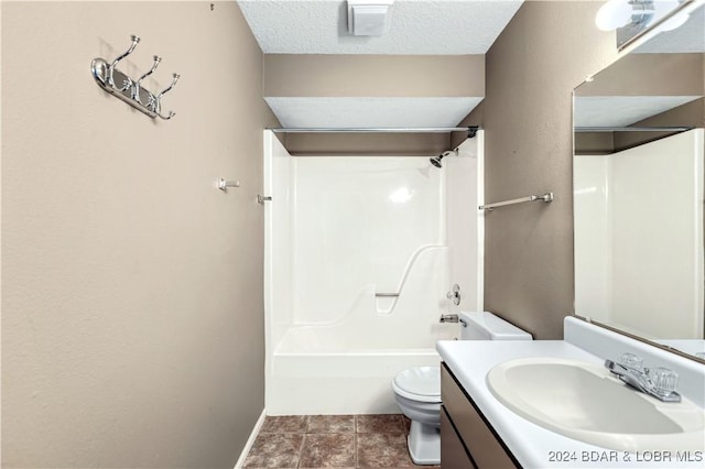 80 Regatta Bay Cir Unit 2B, Lake Ozark, MO 65049 - full bathroom featuring toilet, vanity, shower / bath combination, and baseboards