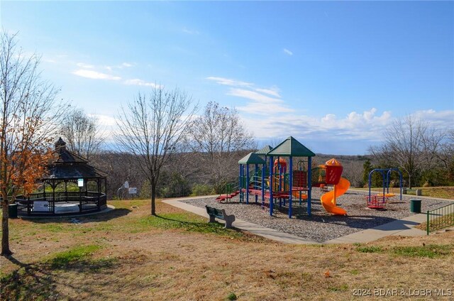 LOT1015 Nassau Dr, Four Seasons, MO 65049