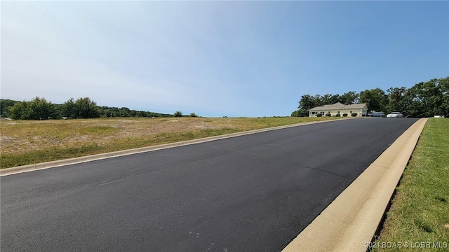 18 Cordoba Pt Unit 2 3-16 17, Porto Cima, MO 65079