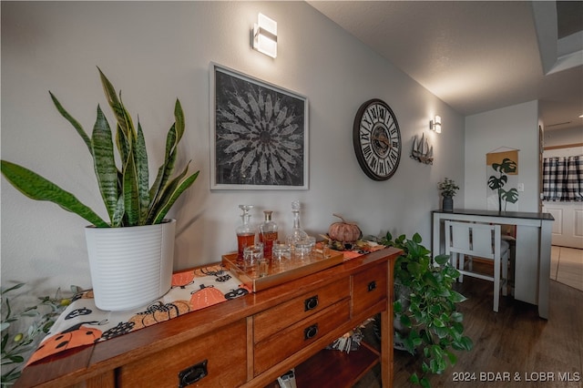 room details featuring hardwood / wood-style flooring