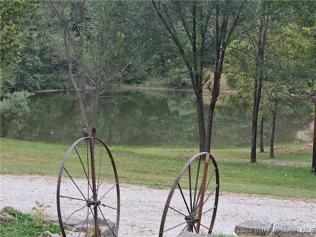 view of yard with a water view