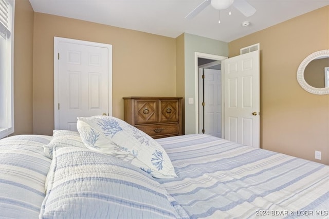 bedroom featuring ceiling fan