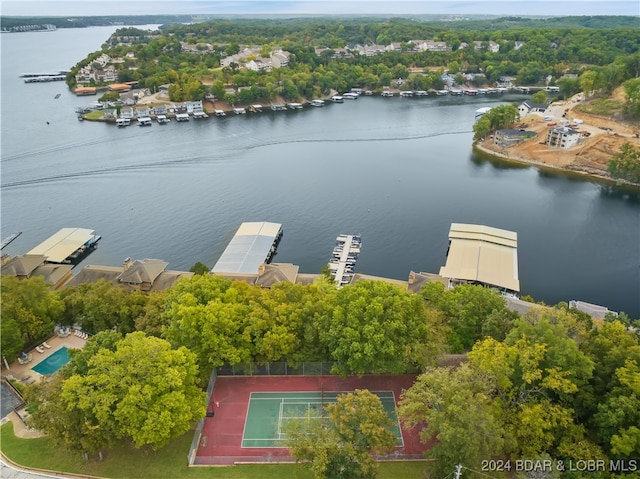 bird's eye view featuring a water view