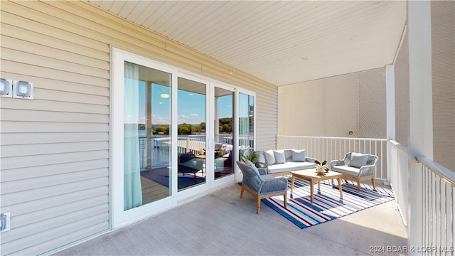 balcony featuring an outdoor hangout area and a patio