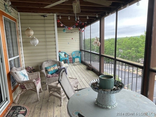 view of sunroom / solarium