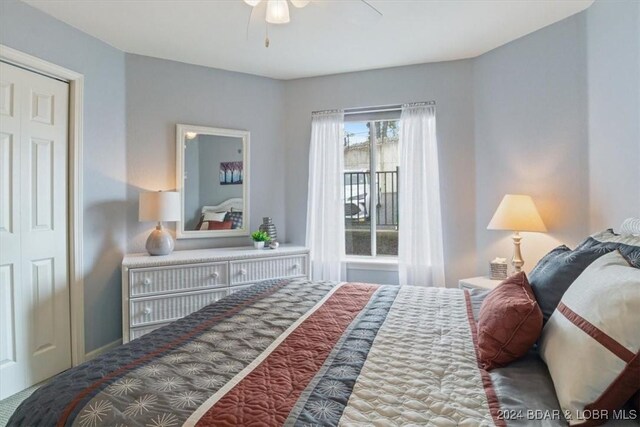 bedroom featuring a closet and ceiling fan