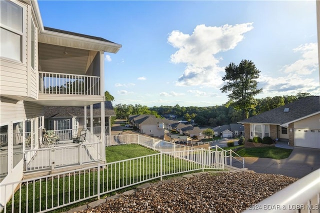 959 High St, Osage Beach, MO 65065 - view of yard featuring a fenced backyard and a residential view