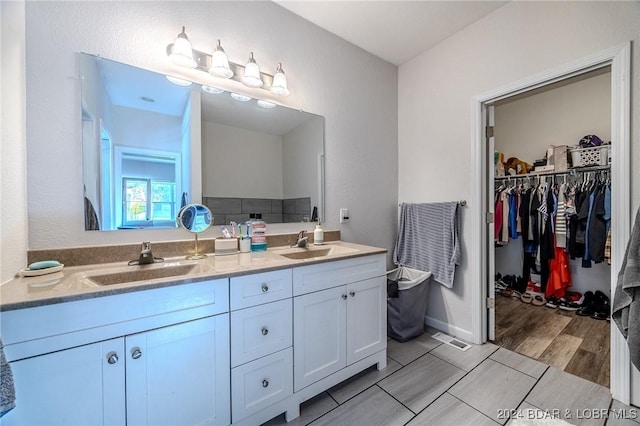 bathroom with vanity