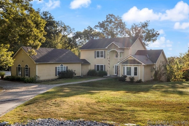 view of front of house with a front yard