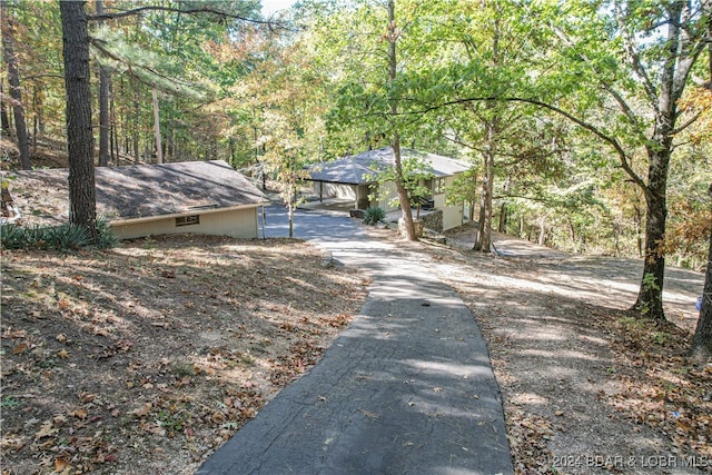 view of front facade featuring a carport