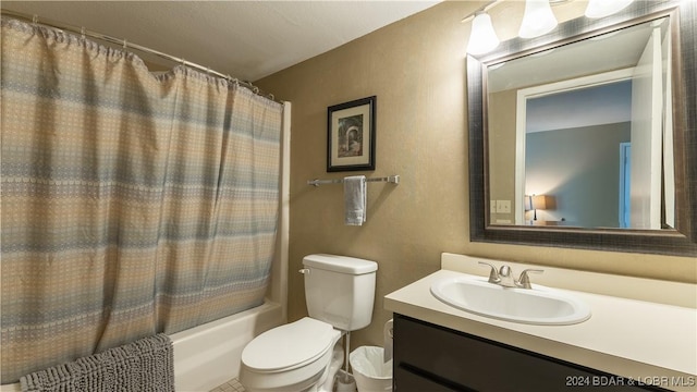 63 Elbow Cay Dr, Osage Beach, MO 65065 - full bathroom featuring vanity, toilet, and shower / bathtub combination with curtain