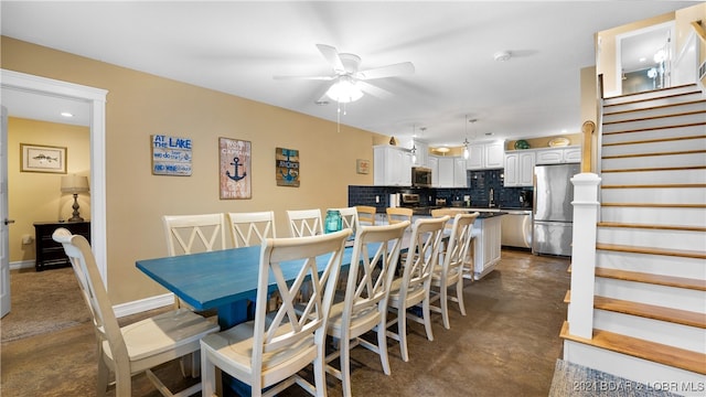 dining room with ceiling fan