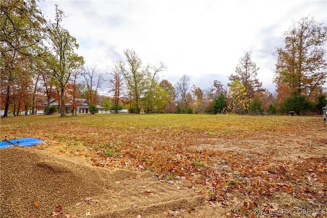 Emerald Hills Dr, Edwards, MO 65326