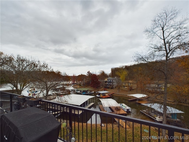 33467 Lakewood Shores Dr, Sunrise Beach, MO 65079 - view of wooden deck
