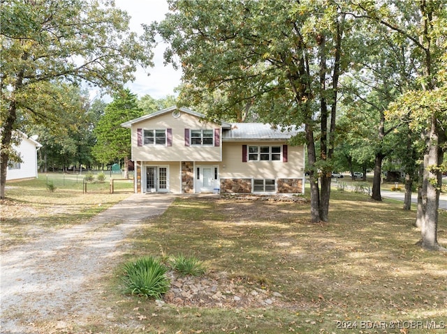 view of front of property featuring french doors