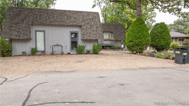 view of front of house