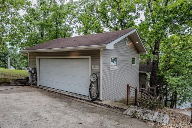 view of detached garage