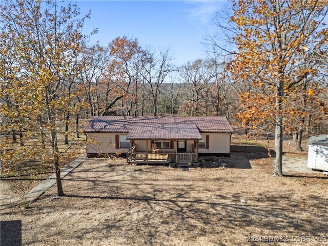 view of front of property