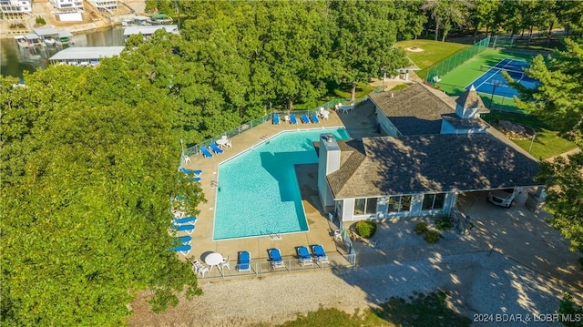 birds eye view of property