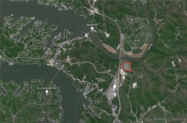 Listing photo 3 for TBD Wood River Rd, Lake Ozark MO 65049