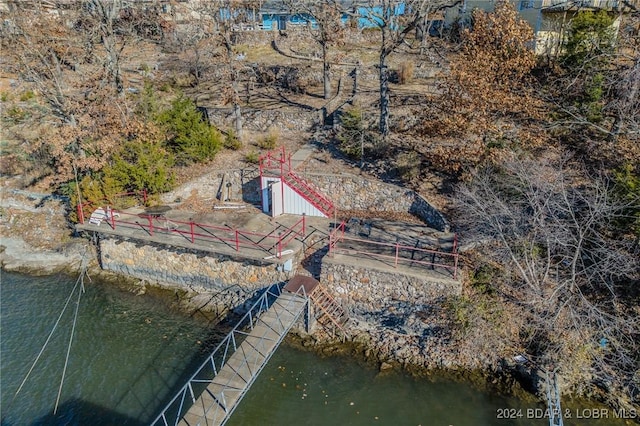 bird's eye view featuring a water view