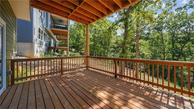 deck featuring ceiling fan