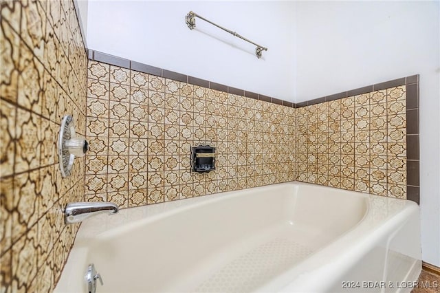 bathroom featuring a bathtub