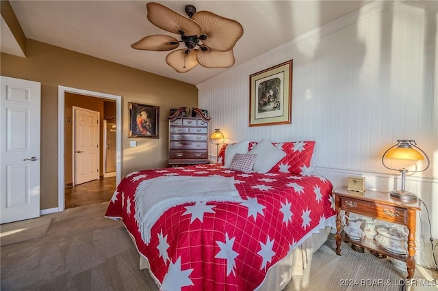 carpeted bedroom featuring ceiling fan