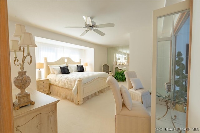 bedroom with ceiling fan