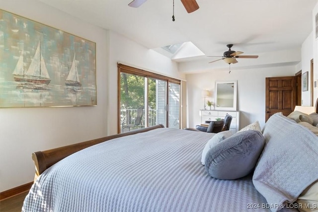 bedroom featuring ceiling fan