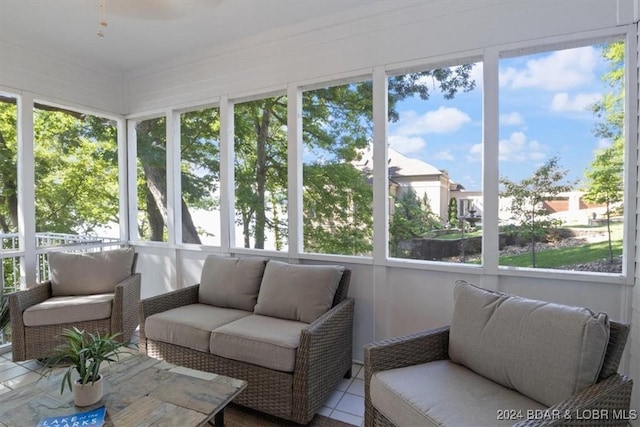 view of sunroom / solarium