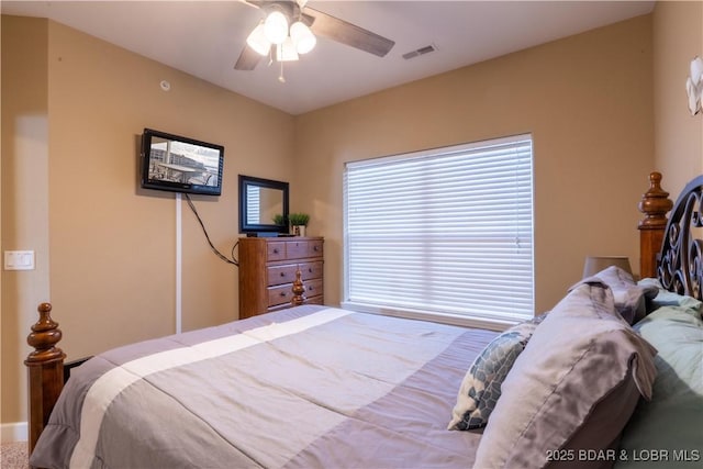 bedroom featuring ceiling fan